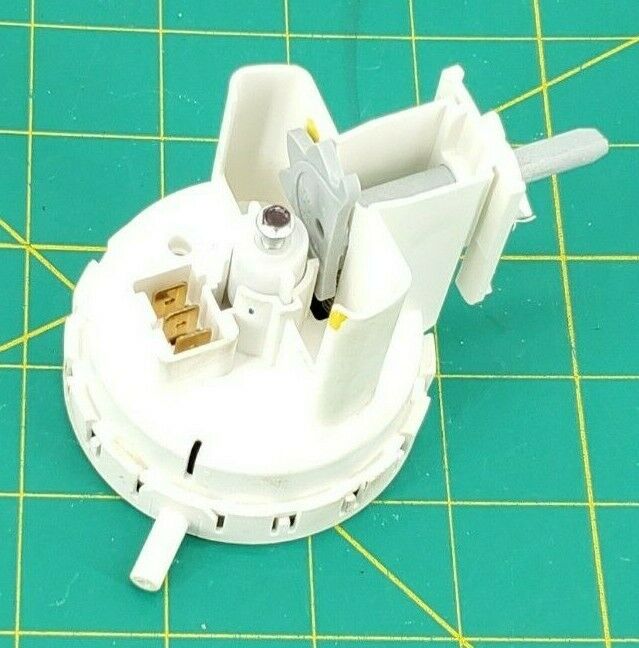 OEM Whirlpool Washer Pressure Switch 8577843 Same Day Ship & Lifetime Warranty