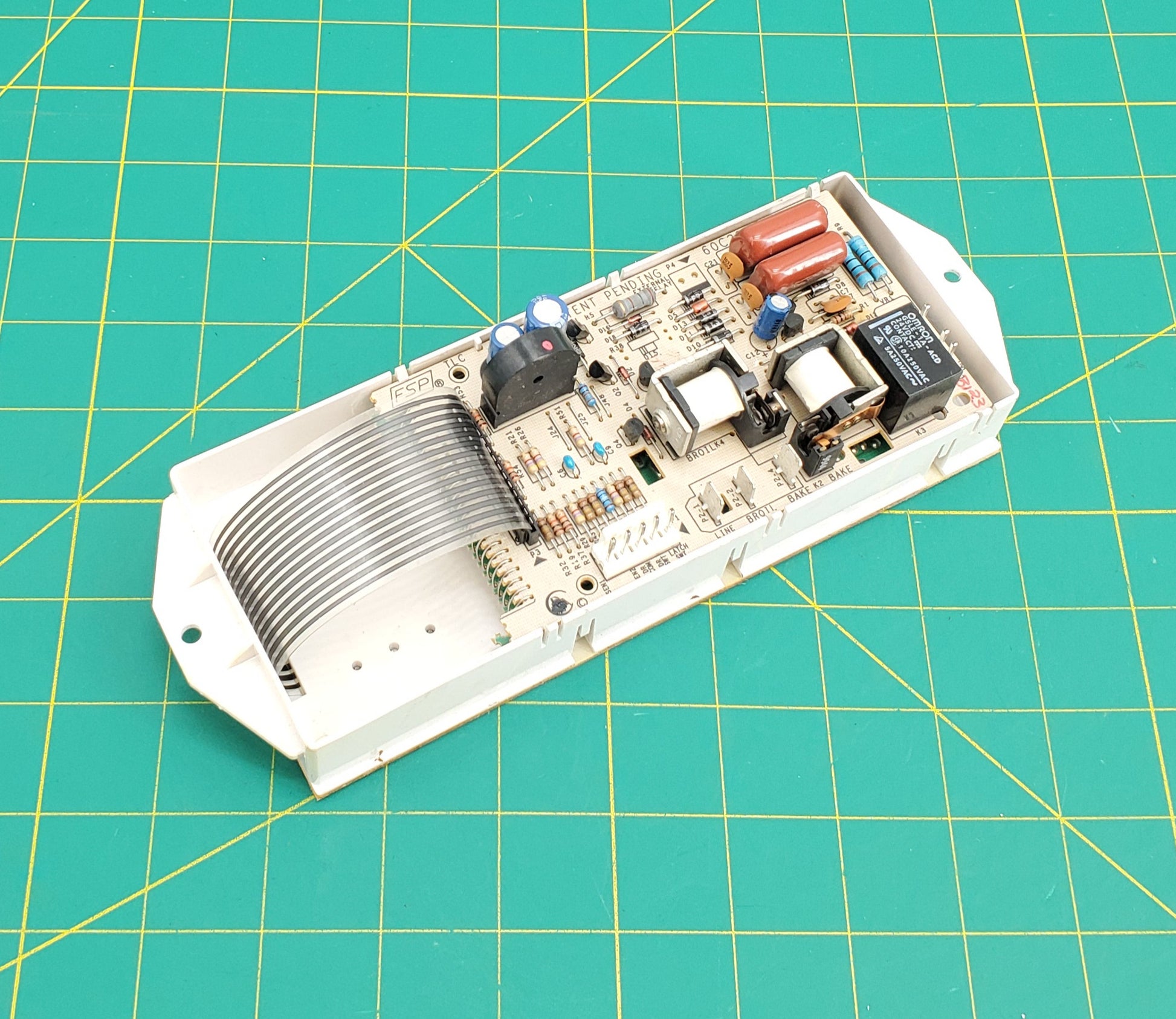 OEM  Whirlpool Range Control 8522476