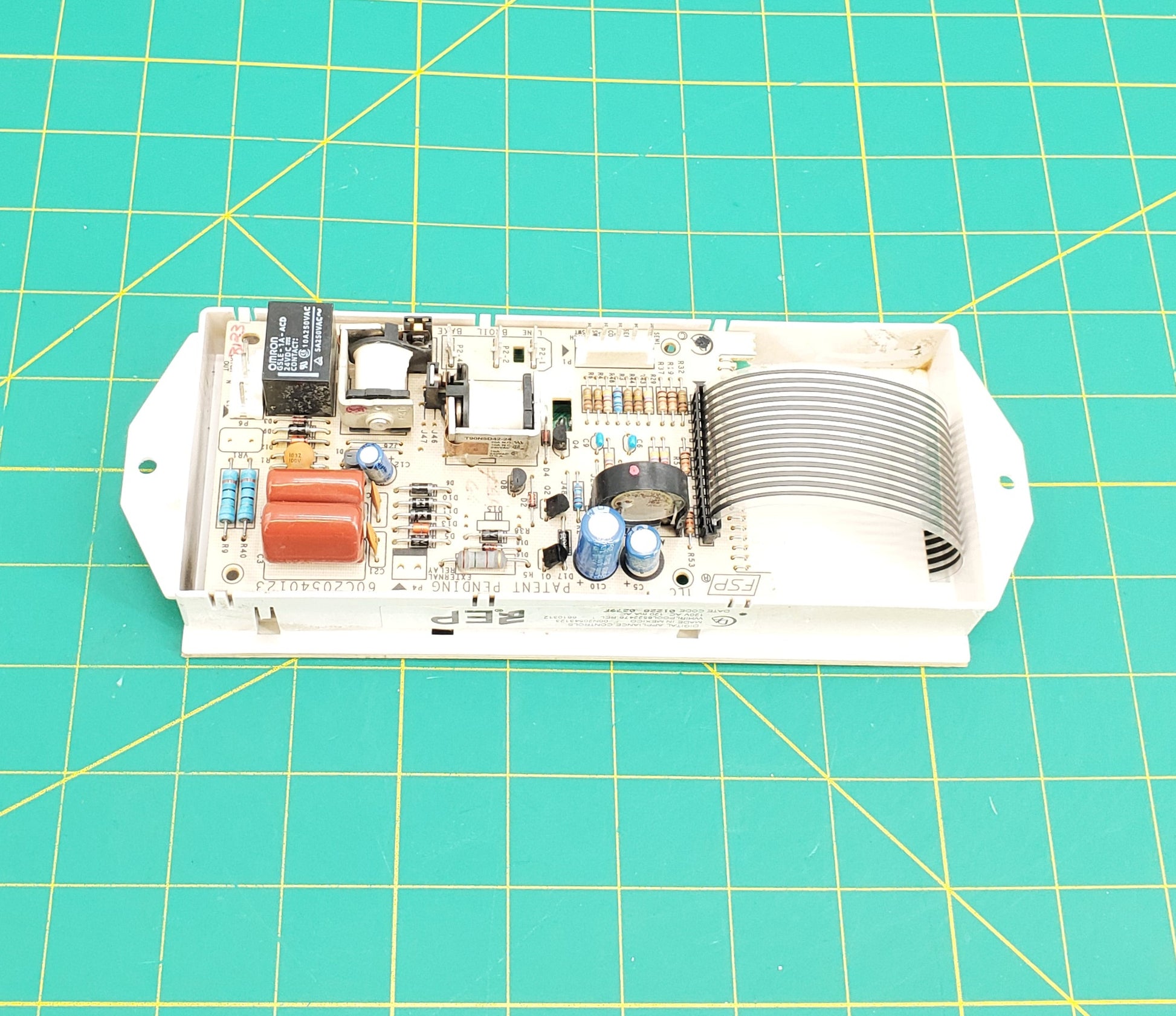 OEM  Whirlpool Range Control 8522476