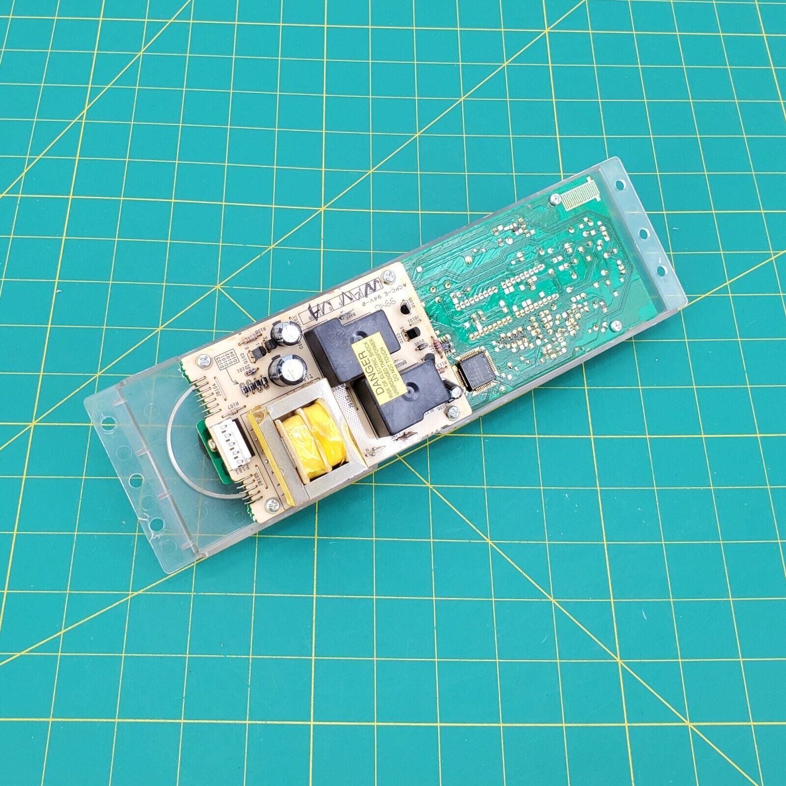 GE Range Control Board 164D3146P012