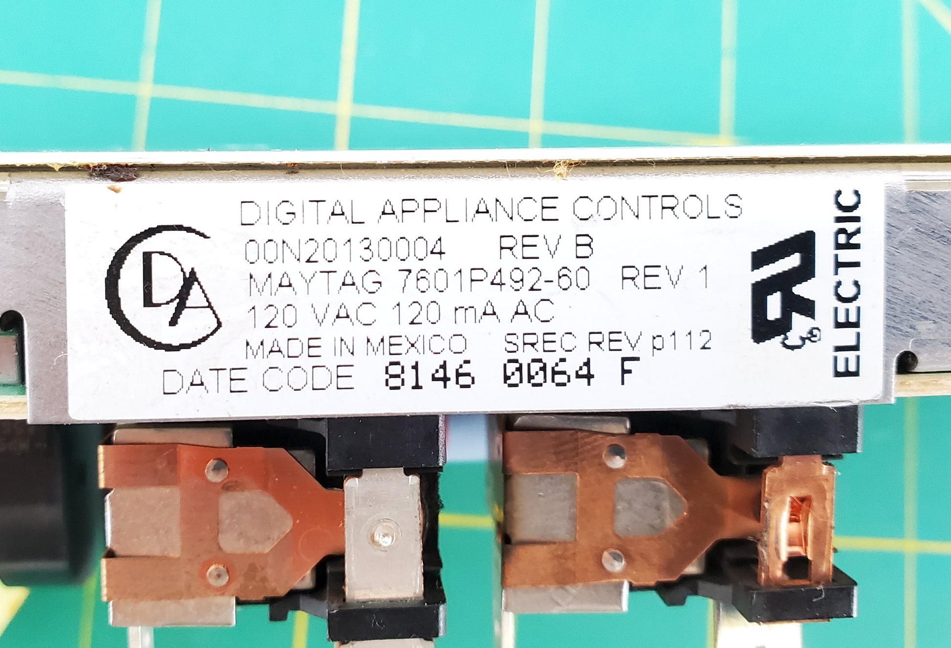OEM  Maytag Range Control Board 7601P492-60