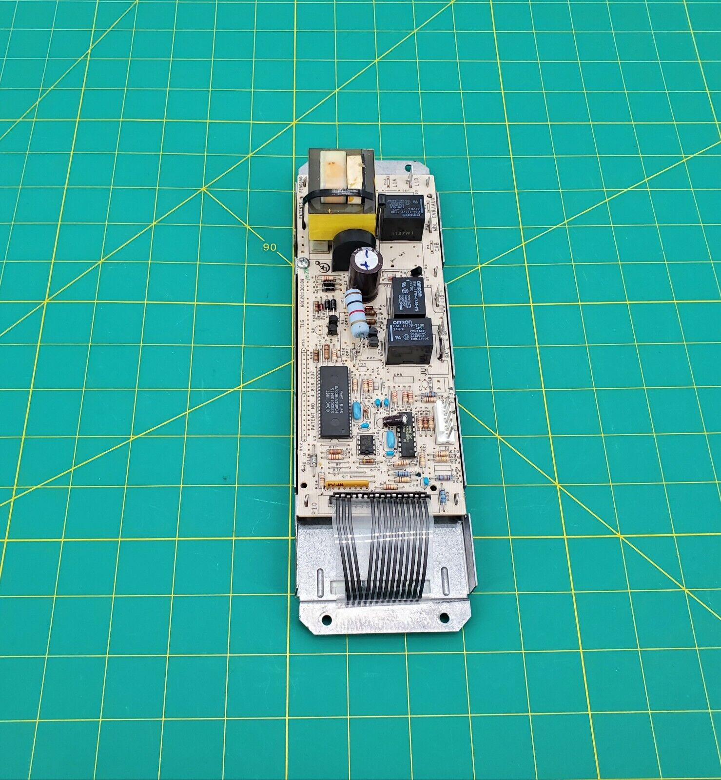 OEM  Maytag Range Control 7601P552-60