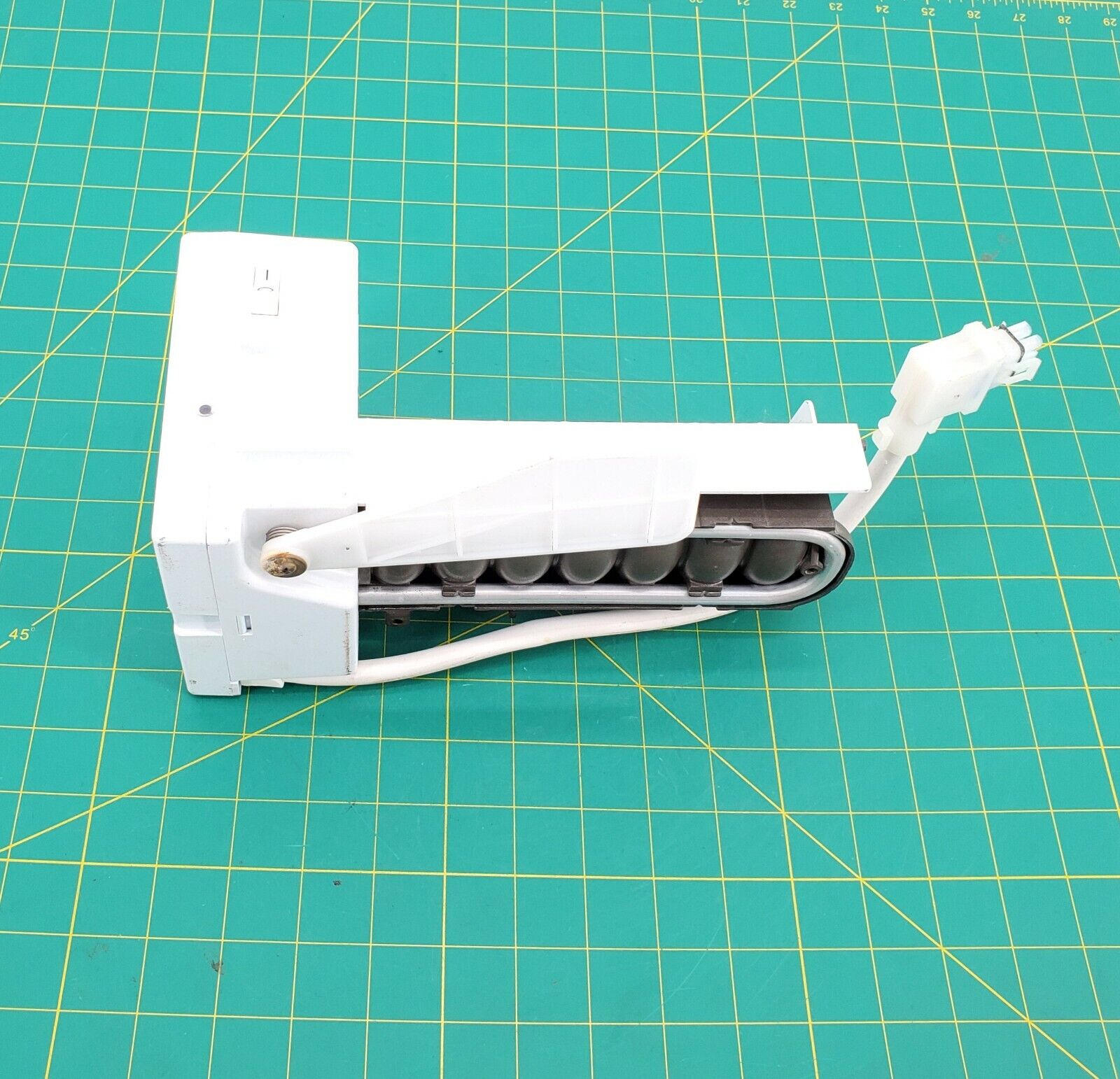 GE Ice Maker 200D1181G011