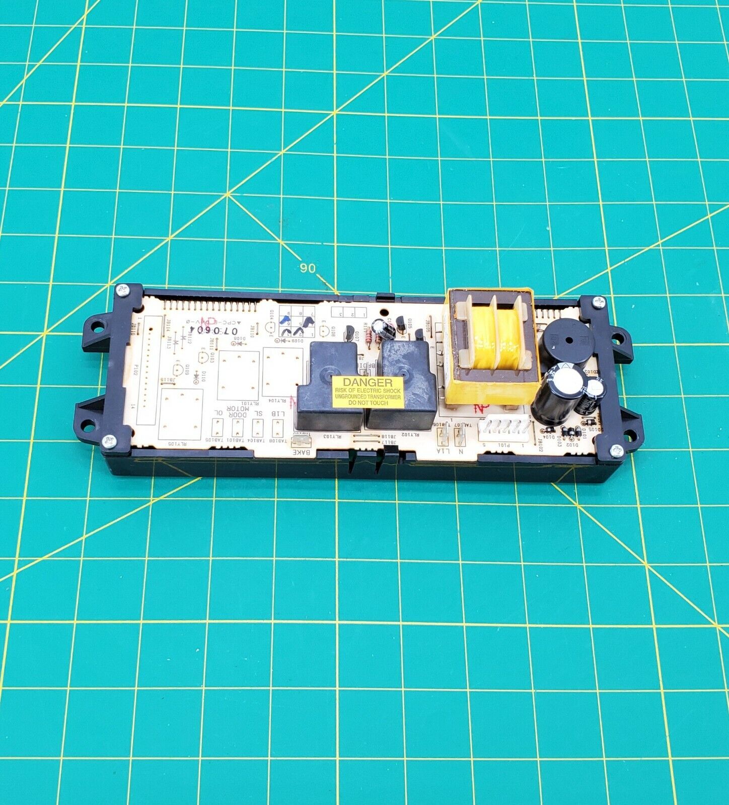 GE Range Control  Board 164D3261G002